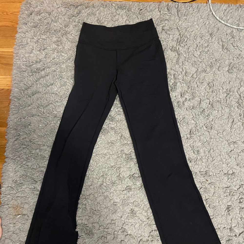 Lululemon yoga pants